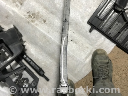 ФОТО Радиатор кондиционера для Audi (Ауди) A4 B8 - 8K2, 8K5 (08.2007-11.2015) Киев