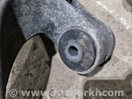 ФОТО Цапфа для Porsche Cayenne Type 958 (10-18) Киев