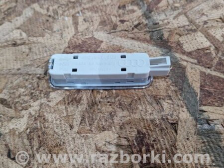ФОТО Плафон подсветки салона для Audi (Ауди) A4 B8 - 8K2, 8K5 (08.2007-11.2015) Киев