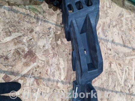 ФОТО Кронштейн для Porsche Cayenne Type 958 (10-18) Киев