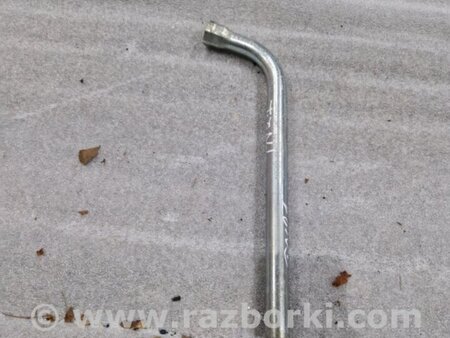 ФОТО Ключ балонный для Porsche Cayenne Type 958 (10-18) Киев