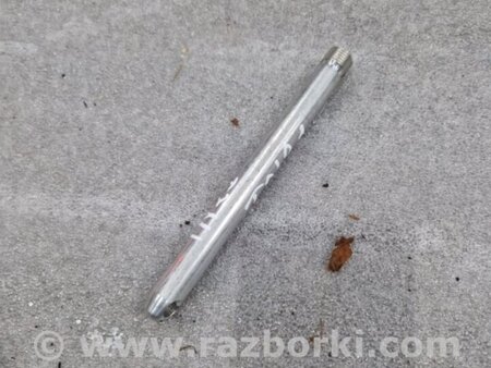 ФОТО Болт для Porsche Cayenne Type 958 (10-18) Киев