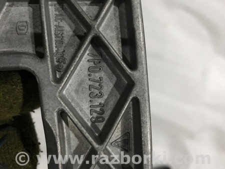 ФОТО Кронштейн для Porsche Cayenne Type 958 (10-18) Киев