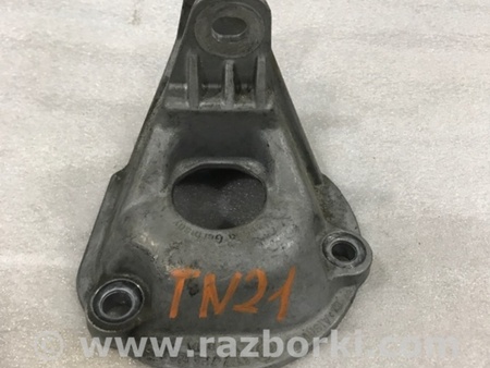 ФОТО Кронштейн для Porsche Cayenne Type 958 (10-18) Киев