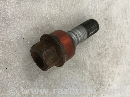 ФОТО Болт колесный для Porsche Cayenne Type 958 (10-18) Киев