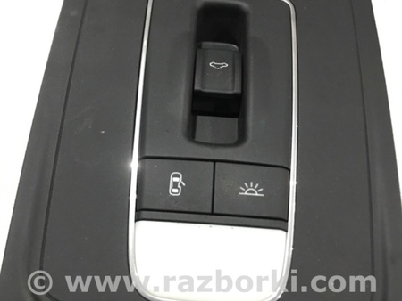 ФОТО Плафон подсветки салона для Audi (Ауди) A3 8V1, 8VA, 8V7, 8VS (03.2012-...) Киев