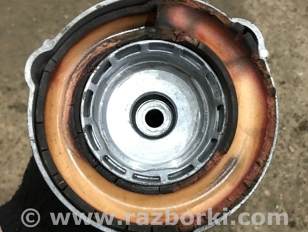 ФОТО Опора пружины для Porsche Cayenne Type 958 (10-18) Киев