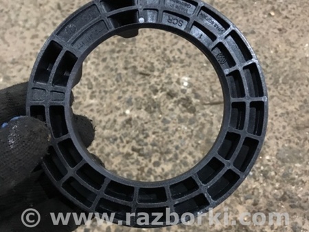 ФОТО Опора пружины для Porsche Cayenne Type 958 (10-18) Киев