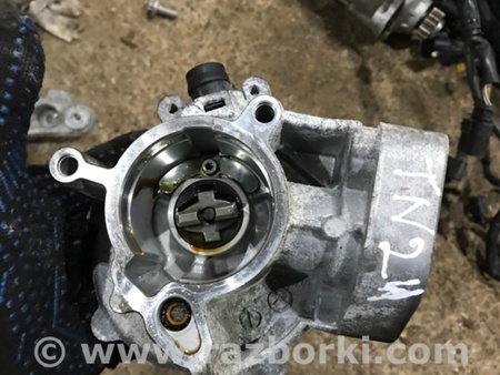 ФОТО Вакуумный насос для Audi (Ауди) A3 8V1, 8VA, 8V7, 8VS (03.2012-...) Киев