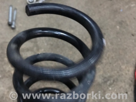 ФОТО Пружина подвески для Porsche Cayenne Type 958 (10-18) Киев