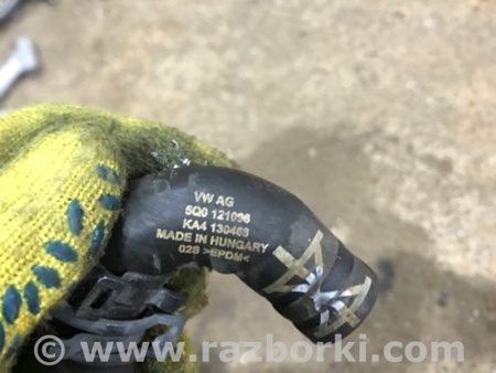 ФОТО Патрубок системы охлаждения для Audi (Ауди) A3 8V1, 8VA, 8V7, 8VS (03.2012-...) Киев