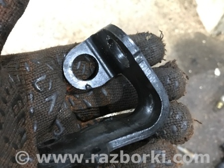 ФОТО Кронштейн для Audi (Ауди) A4 B8 - 8K2, 8K5 (08.2007-11.2015) Киев