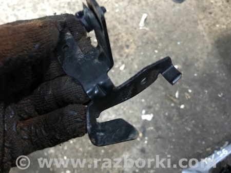 ФОТО Кронштейн для Audi (Ауди) A4 B8 - 8K2, 8K5 (08.2007-11.2015) Киев