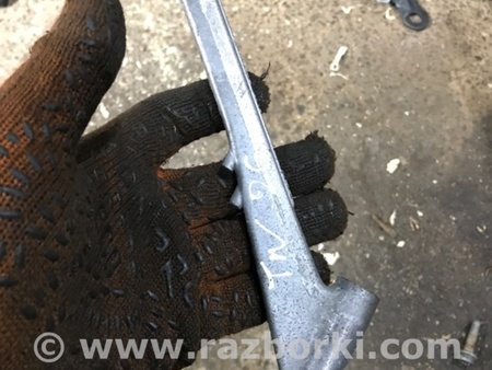 ФОТО Кронштейн для Audi (Ауди) A4 B8 - 8K2, 8K5 (08.2007-11.2015) Киев