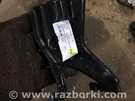 ФОТО Кронштейн для Audi (Ауди) A4 B8 - 8K2, 8K5 (08.2007-11.2015) Киев