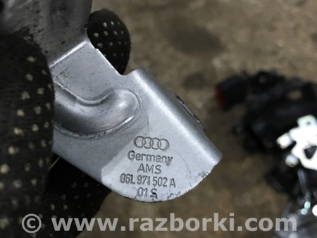 ФОТО Кронштейн для Audi (Ауди) A4 B8 - 8K2, 8K5 (08.2007-11.2015) Киев