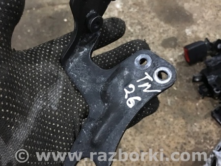 ФОТО Кронштейн для Audi (Ауди) A4 B8 - 8K2, 8K5 (08.2007-11.2015) Киев