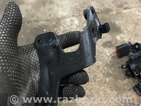 ФОТО Кронштейн для Audi (Ауди) A4 B8 - 8K2, 8K5 (08.2007-11.2015) Киев