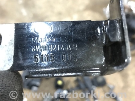 ФОТО Кронштейн для Audi (Ауди) A4 B8 - 8K2, 8K5 (08.2007-11.2015) Киев