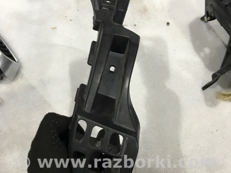 ФОТО Кронштейн для Porsche Cayenne Type 958 (10-18) Киев