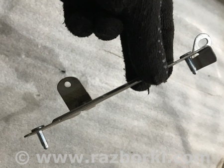 ФОТО Кронштейн для Porsche Cayenne Type 958 (10-18) Киев