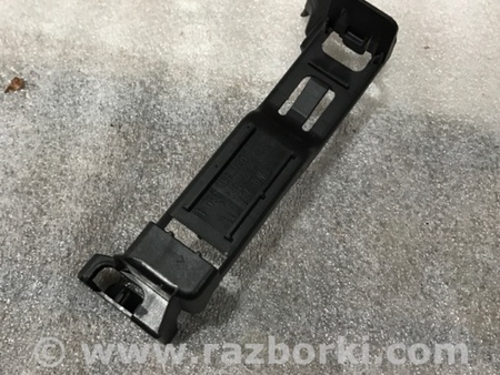 ФОТО Кронштейн для Audi (Ауди) A4 B8 - 8K2, 8K5 (08.2007-11.2015) Киев