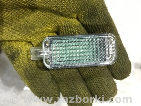 ФОТО Плафон подсветки салона для Audi (Ауди) A4 B8 - 8K2, 8K5 (08.2007-11.2015) Киев