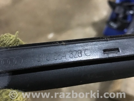 ФОТО Молдинг лобового стекла для Audi (Ауди) A4 B8 - 8K2, 8K5 (08.2007-11.2015) Киев