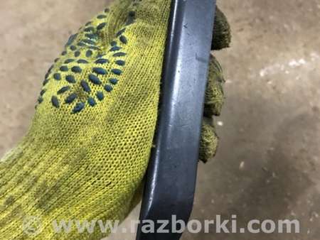 ФОТО Молдинг лобового стекла для Audi (Ауди) A4 B8 - 8K2, 8K5 (08.2007-11.2015) Киев