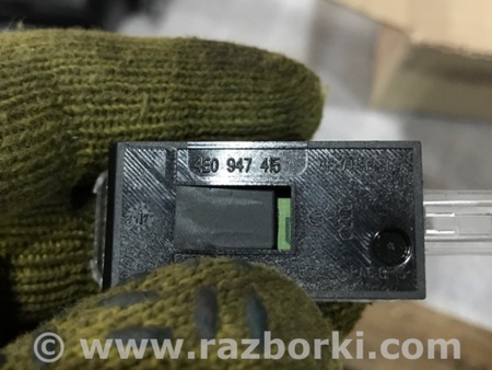 ФОТО Плафон подсветки салона для Audi (Ауди) A4 B8 - 8K2, 8K5 (08.2007-11.2015) Киев