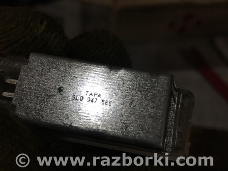 ФОТО Плафон подсветки салона для Audi (Ауди) A4 B8 - 8K2, 8K5 (08.2007-11.2015) Киев