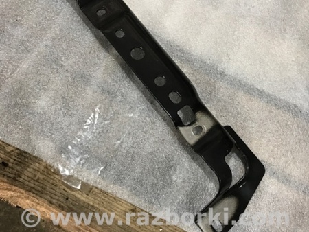 ФОТО Кронштейн для Audi (Ауди) A4 B8 - 8K2, 8K5 (08.2007-11.2015) Киев
