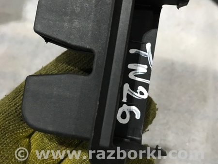 ФОТО Накладка замка багажника для Audi (Ауди) A4 B8 - 8K2, 8K5 (08.2007-11.2015) Киев