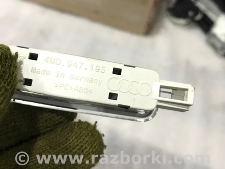 ФОТО Плафон подсветки салона для Audi (Ауди) A4 B8 - 8K2, 8K5 (08.2007-11.2015) Киев