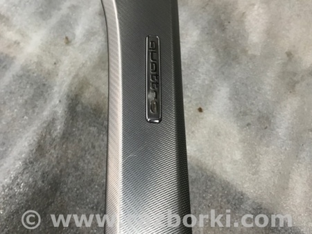 ФОТО Накладка на торпедо для Audi (Ауди) A4 B8 - 8K2, 8K5 (08.2007-11.2015) Киев