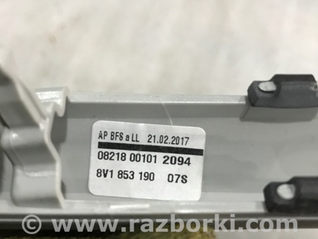 ФОТО Накладка на торпедо для Audi (Ауди) A3 8V1, 8VA, 8V7, 8VS (03.2012-...) Киев