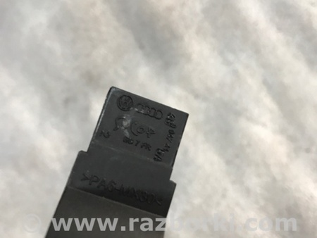 ФОТО Плафон подсветки салона для Audi (Ауди) A3 8V1, 8VA, 8V7, 8VS (03.2012-...) Киев