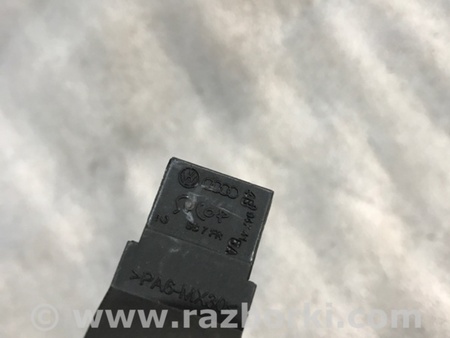 ФОТО Плафон подсветки салона для Audi (Ауди) A3 8V1, 8VA, 8V7, 8VS (03.2012-...) Киев