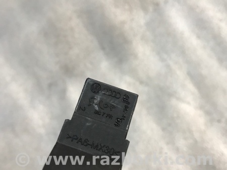 ФОТО Плафон подсветки салона для Audi (Ауди) A3 8V1, 8VA, 8V7, 8VS (03.2012-...) Киев