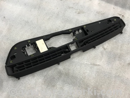 ФОТО Кронштейн для Audi (Ауди) A3 8V1, 8VA, 8V7, 8VS (03.2012-...) Киев