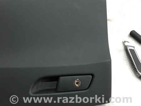 ФОТО Бардачок для Audi (Ауди) A4 B8 - 8K2, 8K5 (08.2007-11.2015) Киев