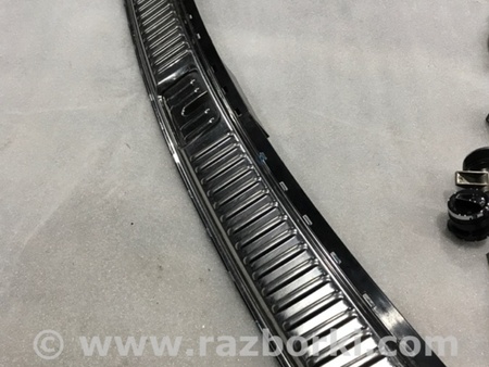 ФОТО Накладка на порог багажника для Porsche Cayenne Type 958 (10-18) Киев