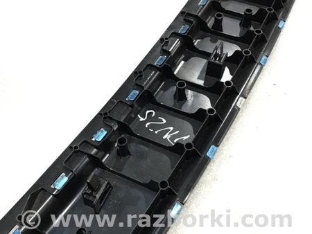 ФОТО Накладка на порог багажника для Porsche Cayenne Type 958 (10-18) Киев