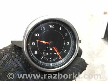 ФОТО Часы для Porsche Cayenne Type 958 (10-18) Киев