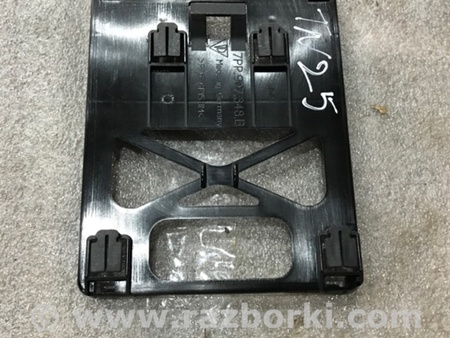 ФОТО Кронштейн для Porsche Cayenne Type 958 (10-18) Киев