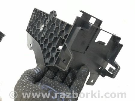 ФОТО Кронштейн для Porsche Cayenne Type 958 (10-18) Киев
