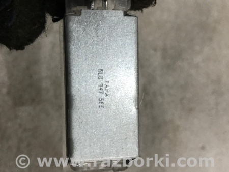 ФОТО Плафон подсветки салона для Porsche Cayenne Type 958 (10-18) Киев