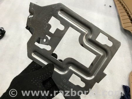 ФОТО Кронштейн для Porsche Cayenne Type 958 (10-18) Киев