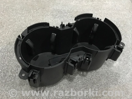 ФОТО Подстаканник для Audi (Ауди) A4 B8 - 8K2, 8K5 (08.2007-11.2015) Киев