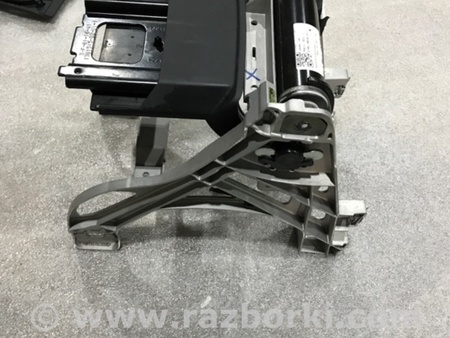 ФОТО Кронштейн для Audi (Ауди) A4 B8 - 8K2, 8K5 (08.2007-11.2015) Киев